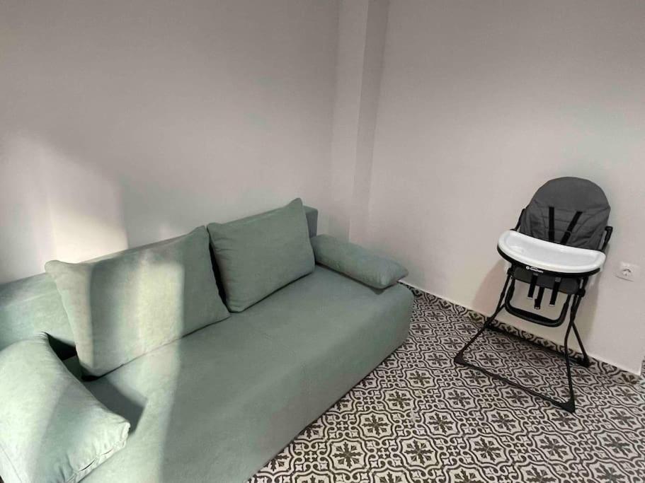 Family Apartment With Private Yard Next To Agios Dimitrios Church Tessalónica Exterior foto